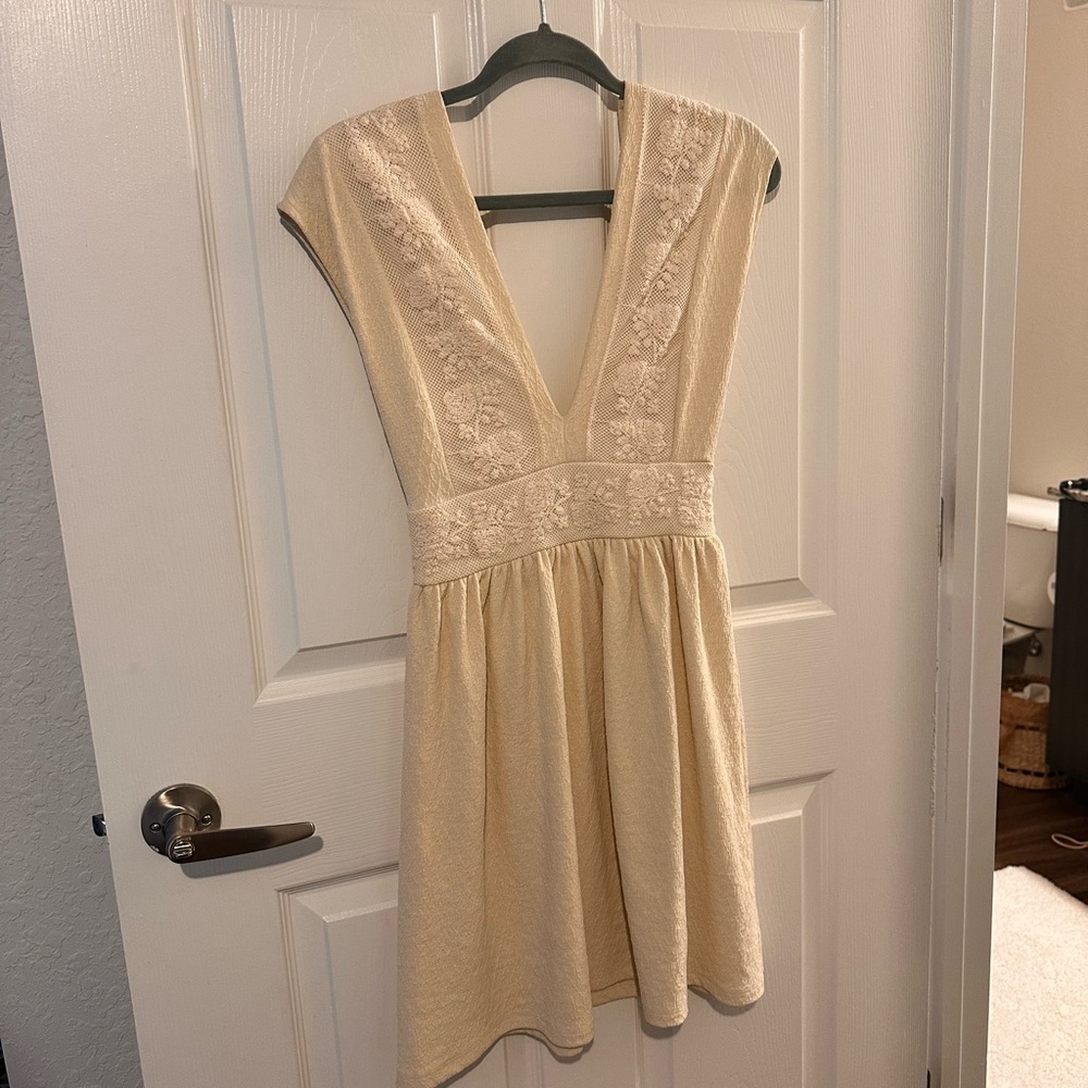Boho cream embroidered Zara dress